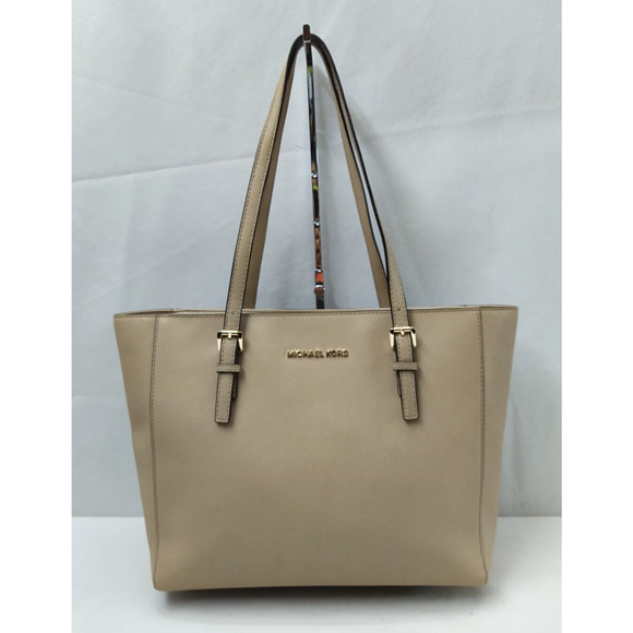 Michael Kors Jet Set Travel Beige Saffiano Leather Double Handle Zipper Tote Bag - Picture 1 of 16